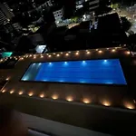 Moderno Apto cerca del Mar y Aeropuerto