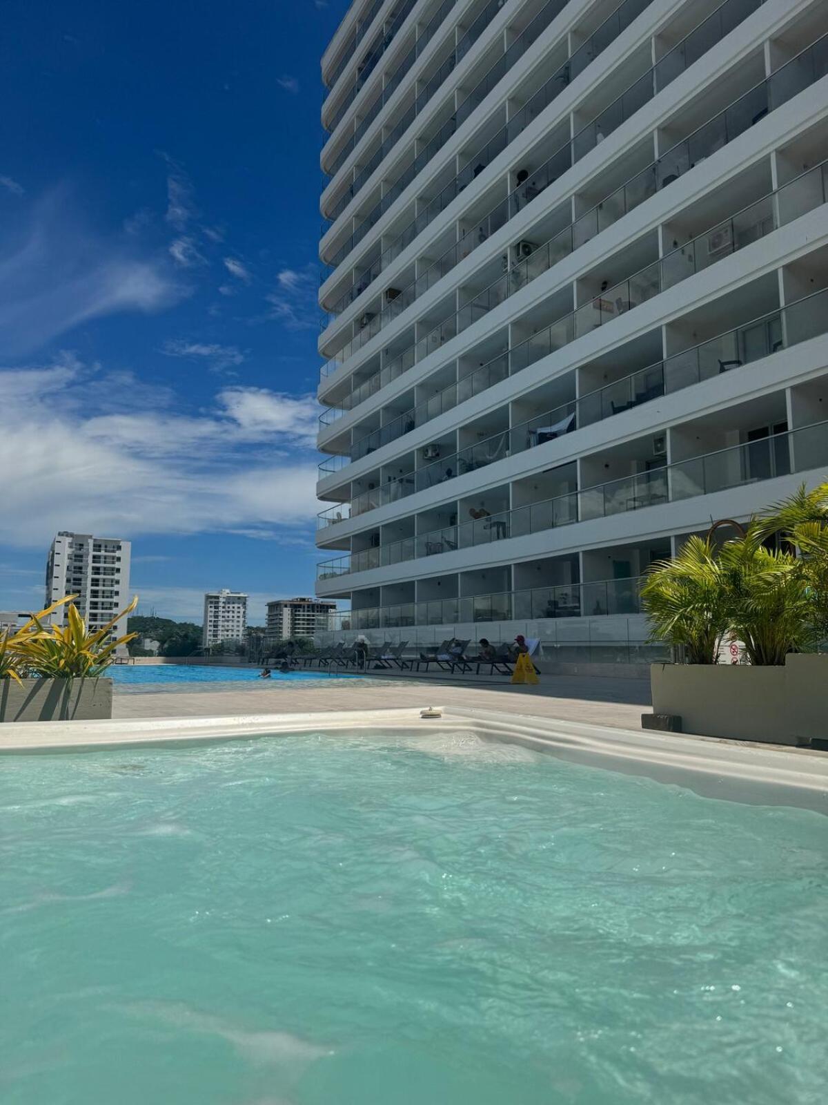 Apartamento Moderno Apto Cerca Del Mar Y Aeropuerto Cartagena