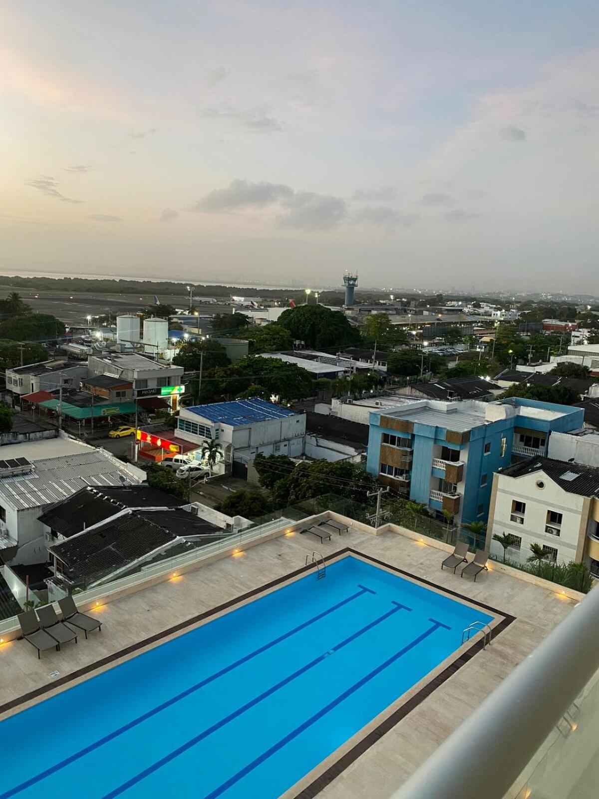 Moderno Apto Cerca Del Mar Y Aeropuerto Cartagena