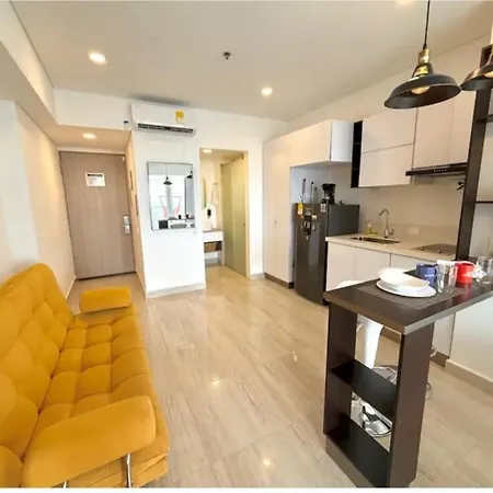 Moderno Apto Cerca Del Mar Y Aeropuerto Apartamento